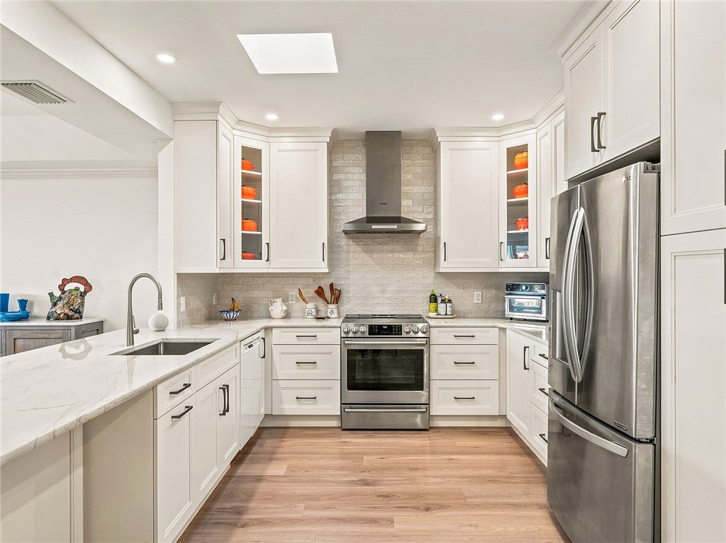 1250 W Southwinds Boulevard 317