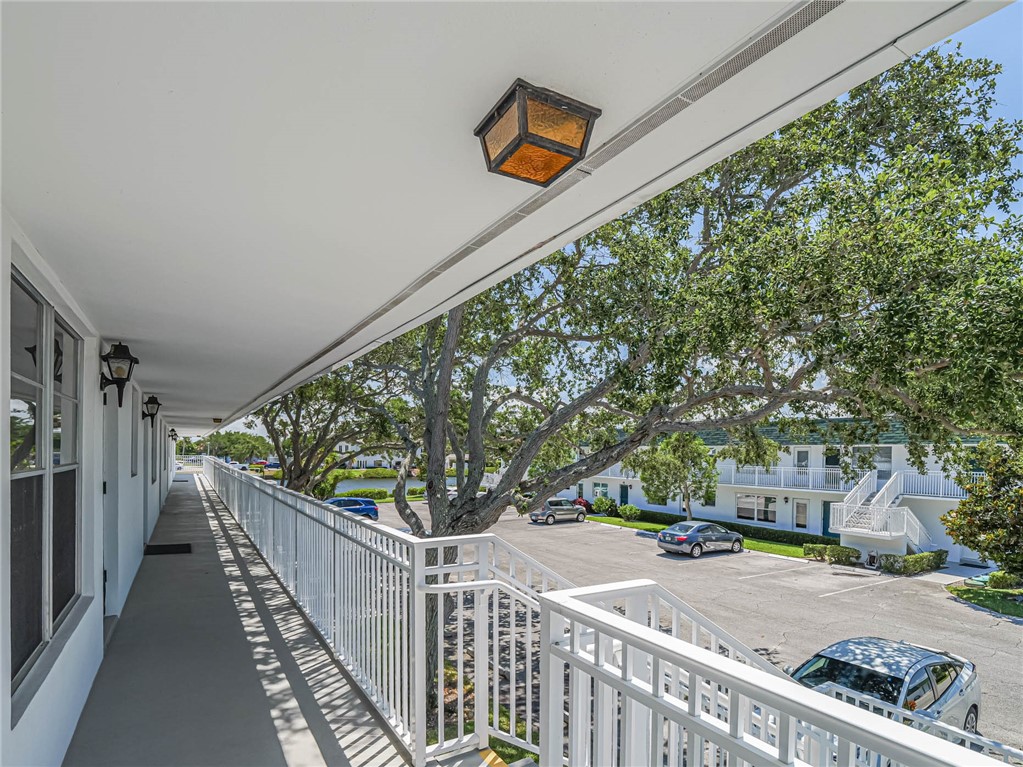 2800 Indian River Boulevard 10G