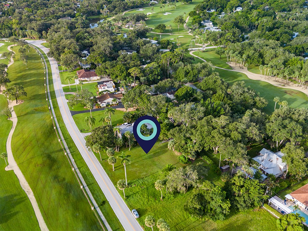 2735 Country Club Drive