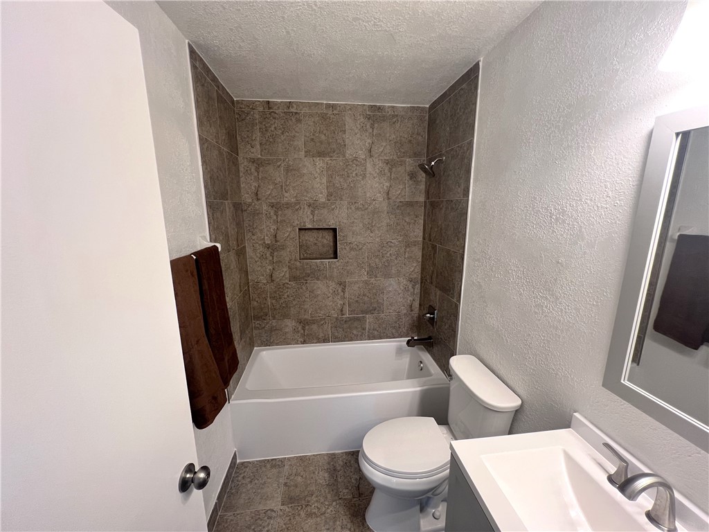 Palm Bay, Florida 32905, United States, 3 Bedrooms Bedrooms, ,2 BathroomsBathrooms,Residential,Active,177408