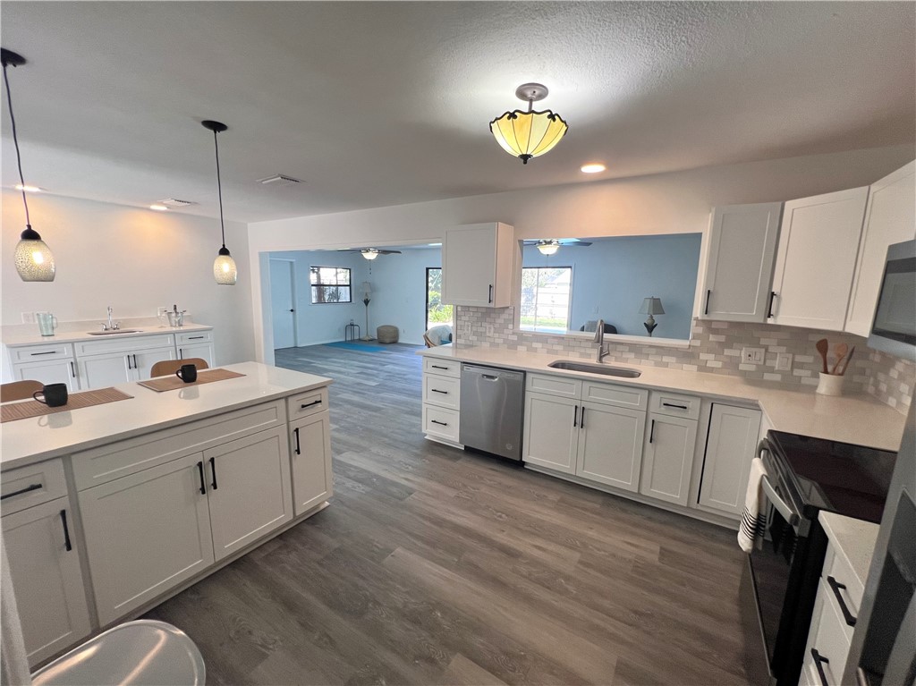 Palm Bay, Florida 32905, United States, 3 Bedrooms Bedrooms, ,2 BathroomsBathrooms,Residential,Active,177408