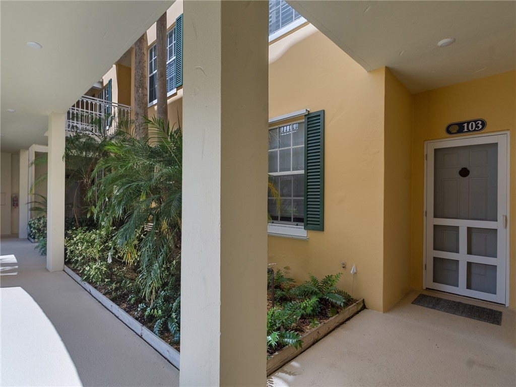5225 E Harbor Village Drive 103