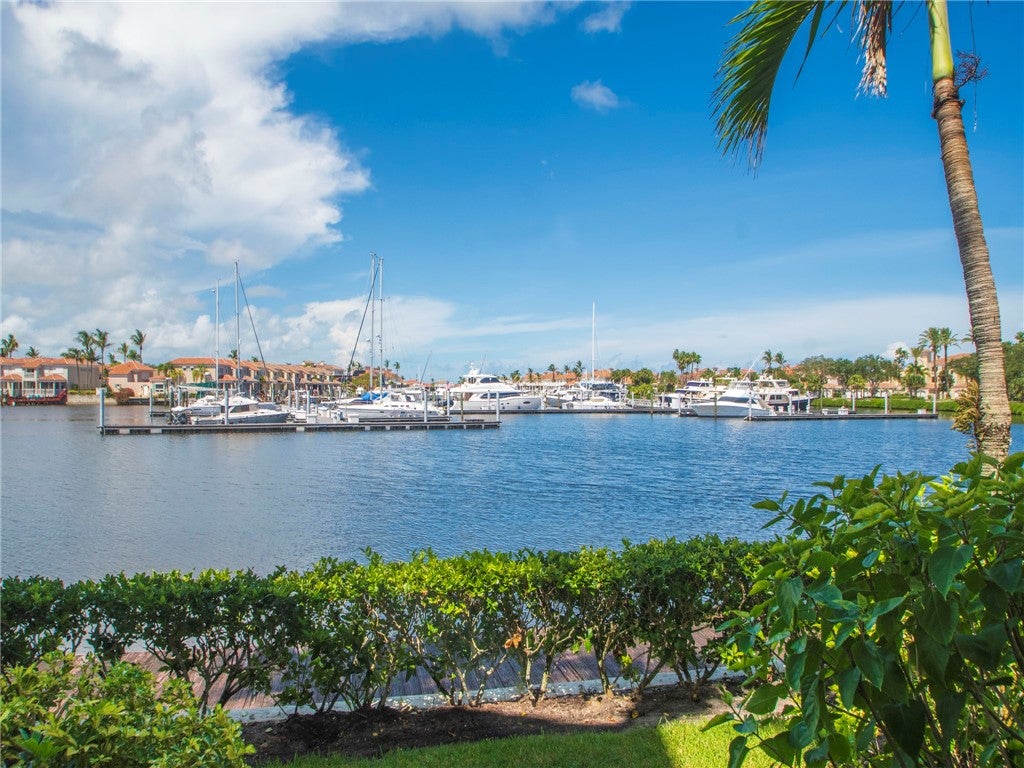 5225 E Harbor Village Drive 103