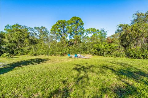 A home in Okeechobee