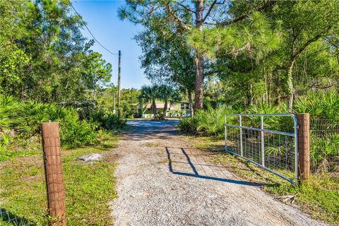 A home in Okeechobee