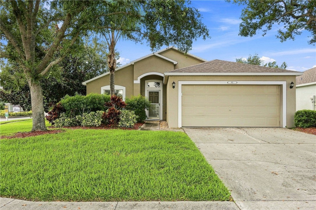 815 Greenleaf Circle
