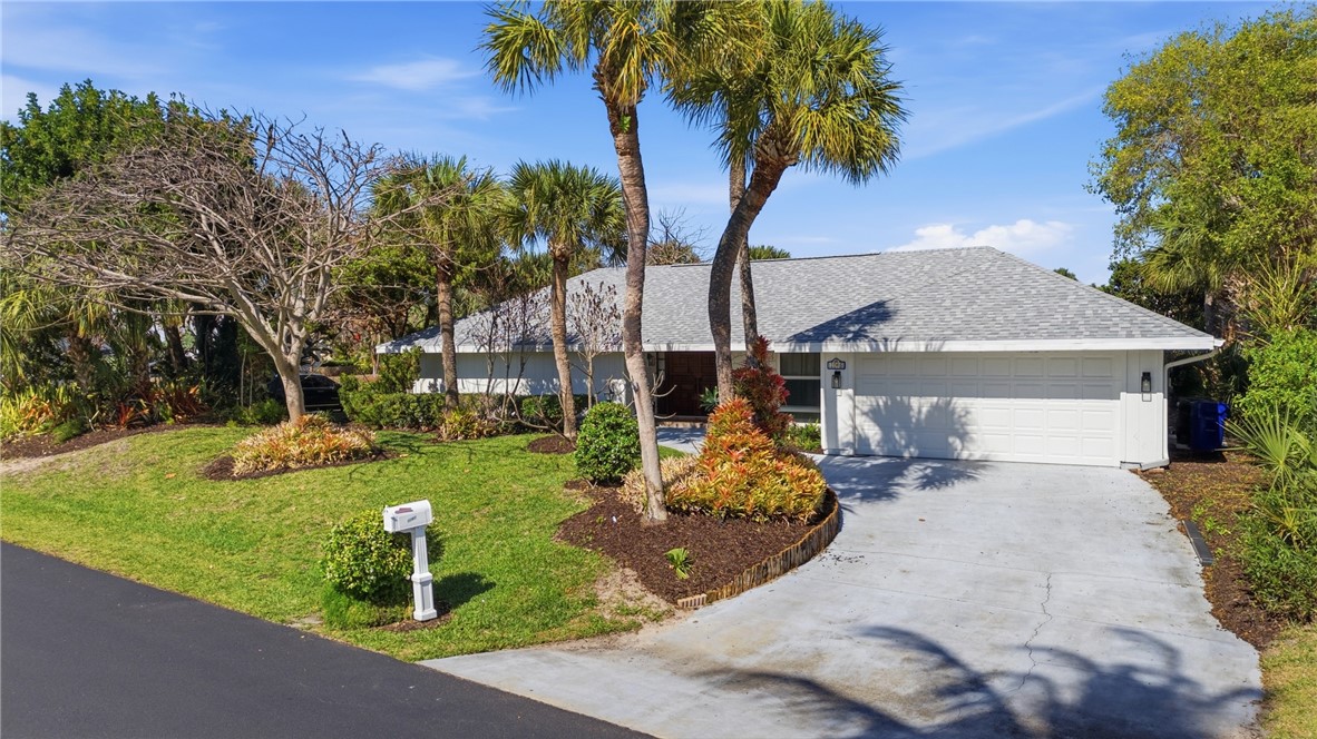 1048 Admirals Walk