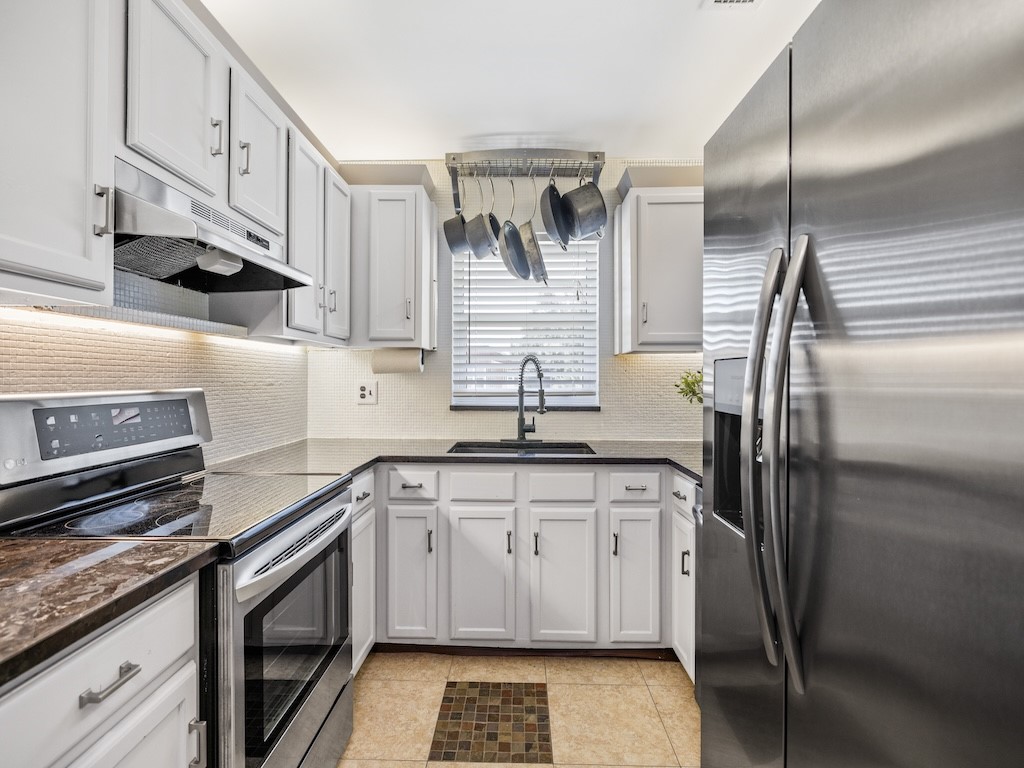 48 Woodland Drive 207
