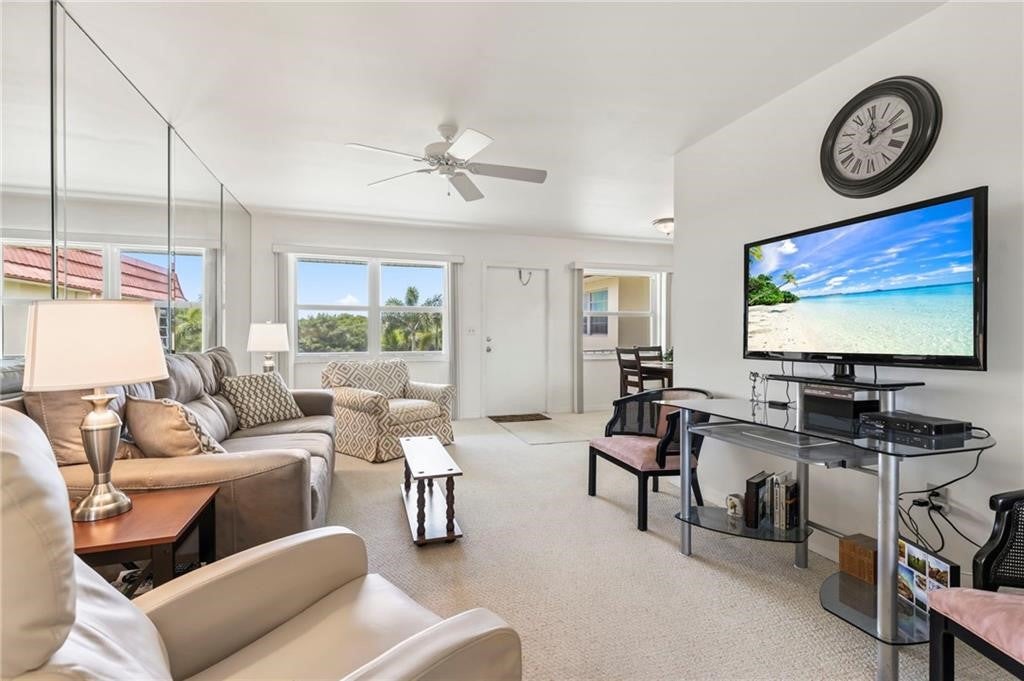 69 Royal Oak Court 203