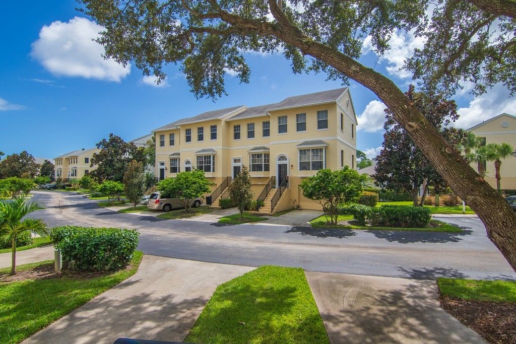 Photo of 1695 42nd Square #103, Vero Beach, FL 32960 (MLS # 291629)