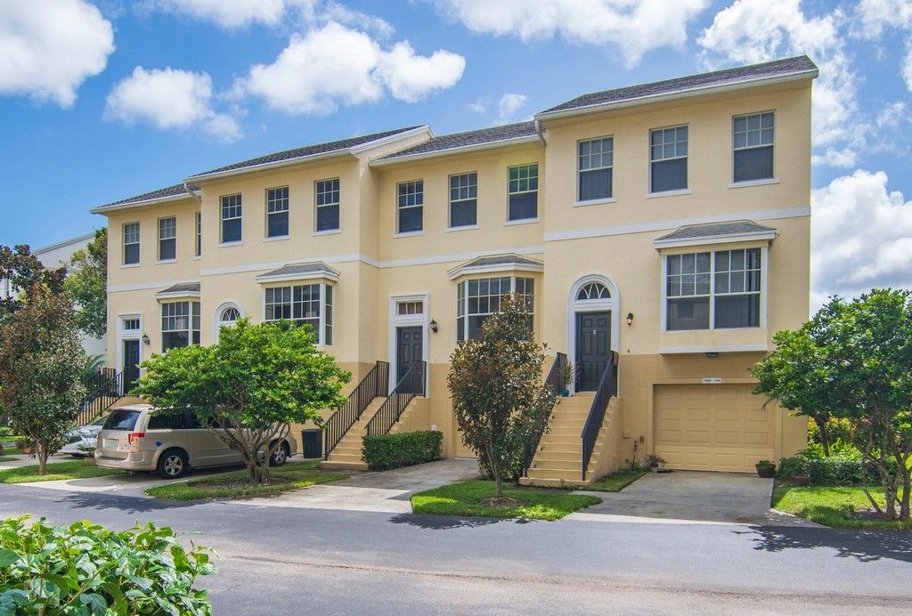 Photo of 1695 42nd Square #103, Vero Beach, FL 32960 (MLS # 291629)
