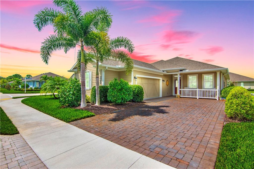 Photo of 3415 Diamond Leaf Drive, Vero Beach, FL 32966 (MLS # 290996)