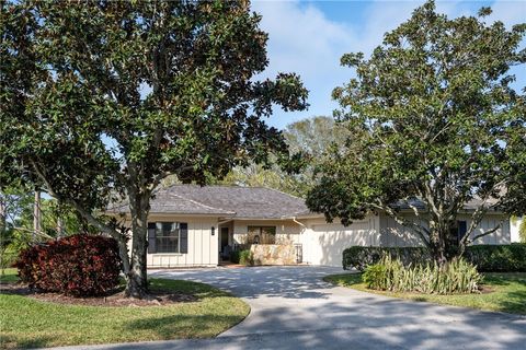 134 Prestwick Circle Vero Beach FL 32967