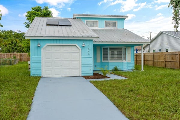 1646 3RD CT SW, VERO BEACH, FL 32962 - Image 2cc41a3704ebdb56edd28a7041f7dfbd/3048038258