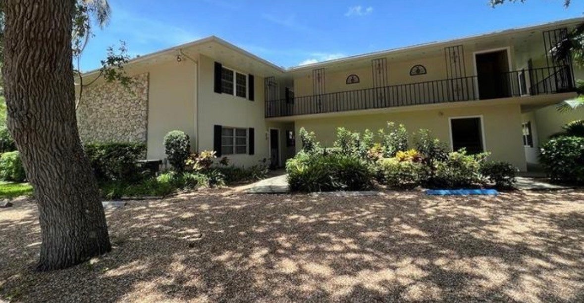 800 Coquina Lane 204, Vero Beach