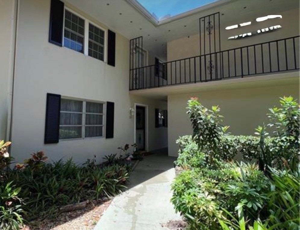800 Coquina Lane 204