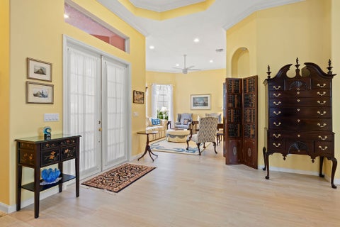 845 Island Club Lane, Vero Beach, FL 32963