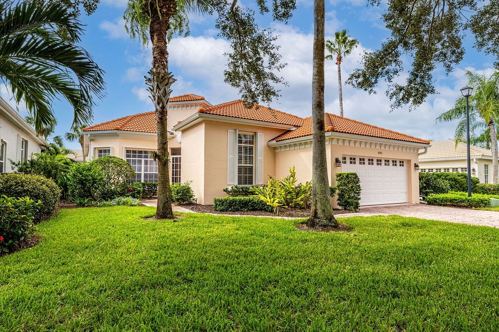 845 Island Club Lane, Vero Beach