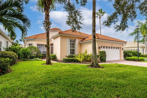 845 Island Club Lane, Vero Beach, FL 32963