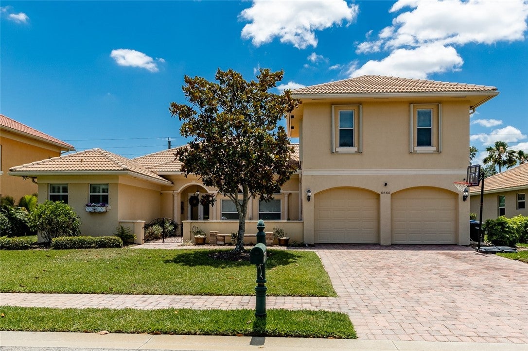 5665 61st Place, Vero Beach, FL 32967 | MLS 254375 | Listing ...