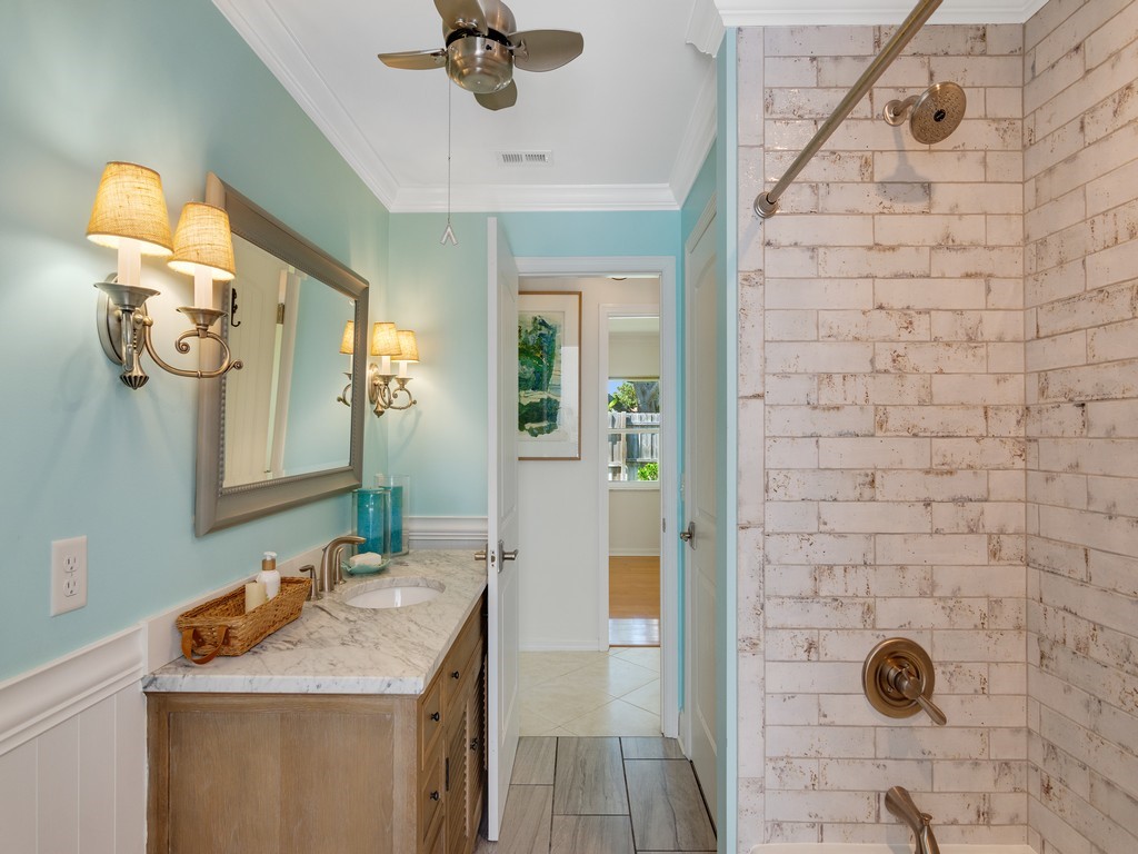 Vero Beach, Florida 32963, United States, 3 Bedrooms Bedrooms, ,2 BathroomsBathrooms,Residential,Active,97897