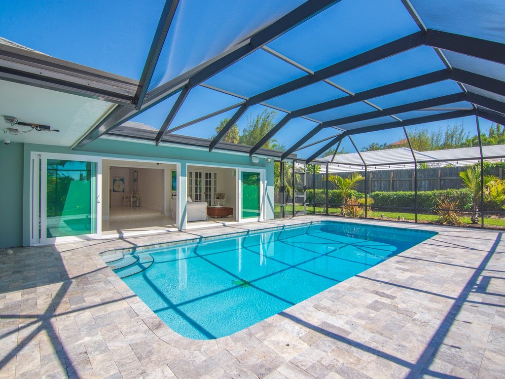 Vero Beach, Florida 32963, United States, 3 Bedrooms Bedrooms, ,2 BathroomsBathrooms,Residential,Active,97897