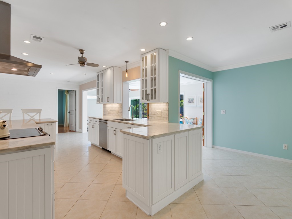 Vero Beach, Florida 32963, United States, 3 Bedrooms Bedrooms, ,2 BathroomsBathrooms,Residential,Active,97897