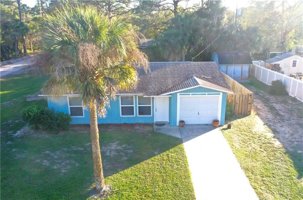 5605 39th Street, Vero Beach