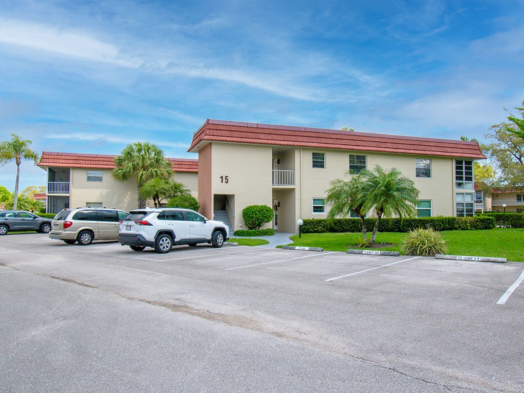 15 Vista Palm Lane 102