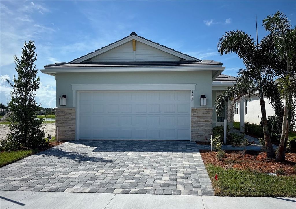 Photo of 1325 Haven Circle #COMPASS 87, Vero Beach, FL 32960 (MLS # 291113)