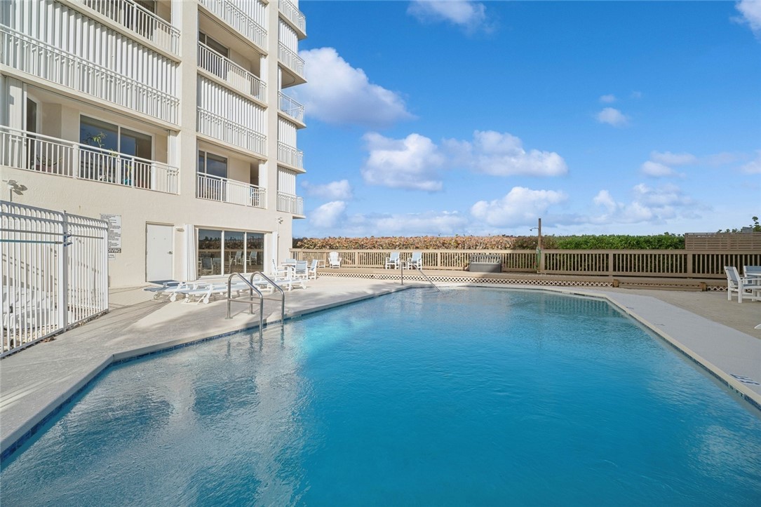 Indialantic, Florida 32903, United States, 3 Bedrooms Bedrooms, ,2 BathroomsBathrooms,Residential,Pending,22153