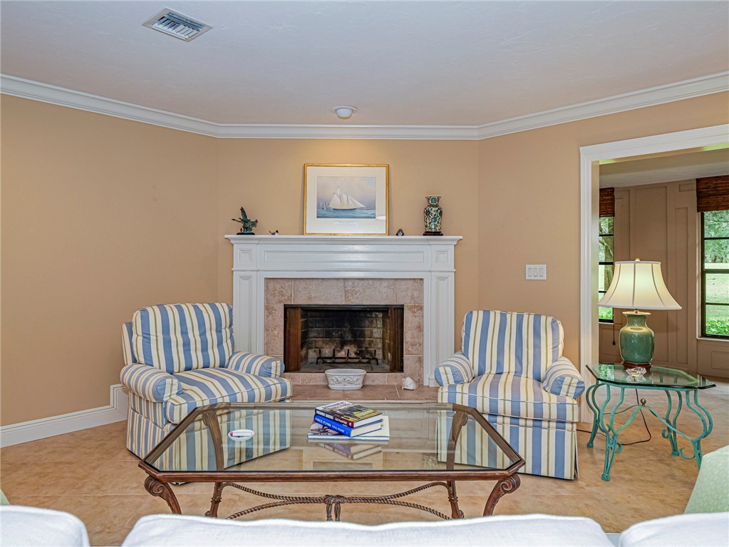 102 Prestwick Circle 102