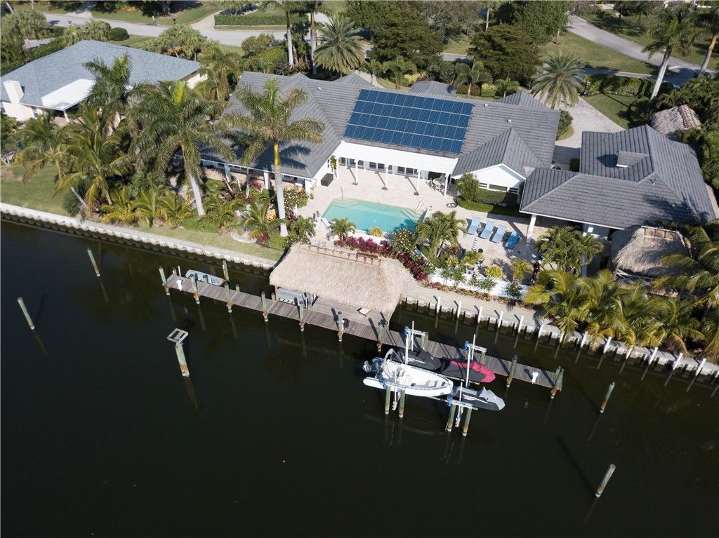 Photo of 2105 Windward Way, Vero Beach, FL 32963 (MLS # 291430)