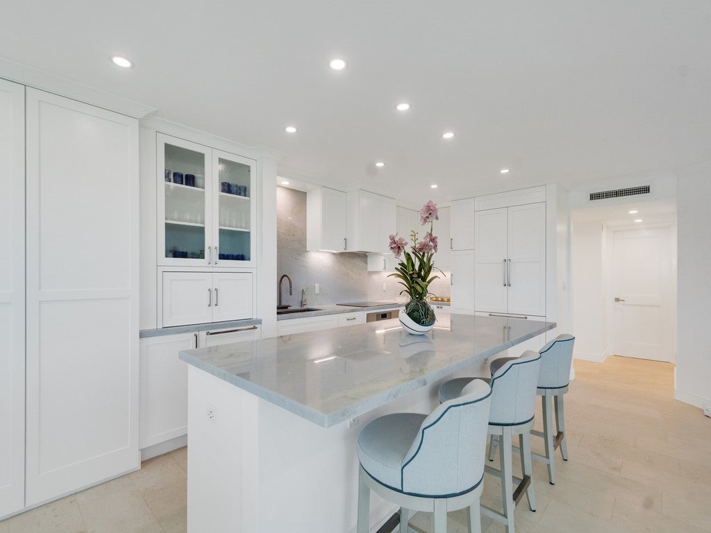 2636 Ocean Drive 103