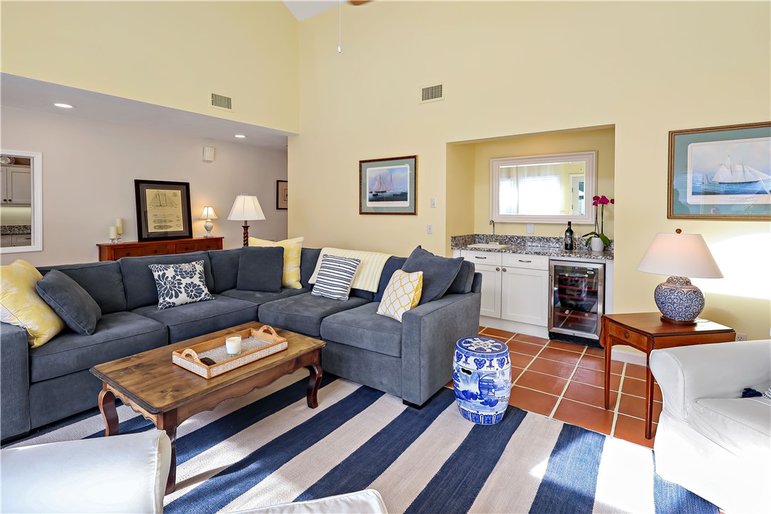 Vero Beach, Florida 32963, United States, 2 Bedrooms Bedrooms, ,2 BathroomsBathrooms,Residential,Active,224540