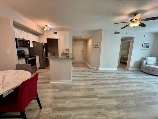 5080 FAIRWAYS CIR APT G203, VERO BEACH, FL 32967 - Image 34e070a5ed930ff0201aa9b67d95ce1b/680386152
