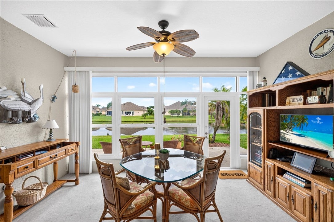 396 W Tangerine Square SW