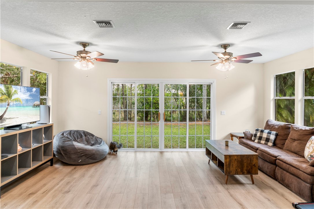 6226 5th Street Street