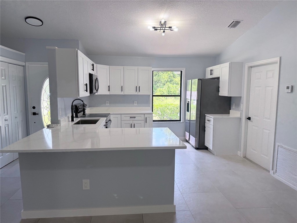 745 17th Lane SW - Photo 3