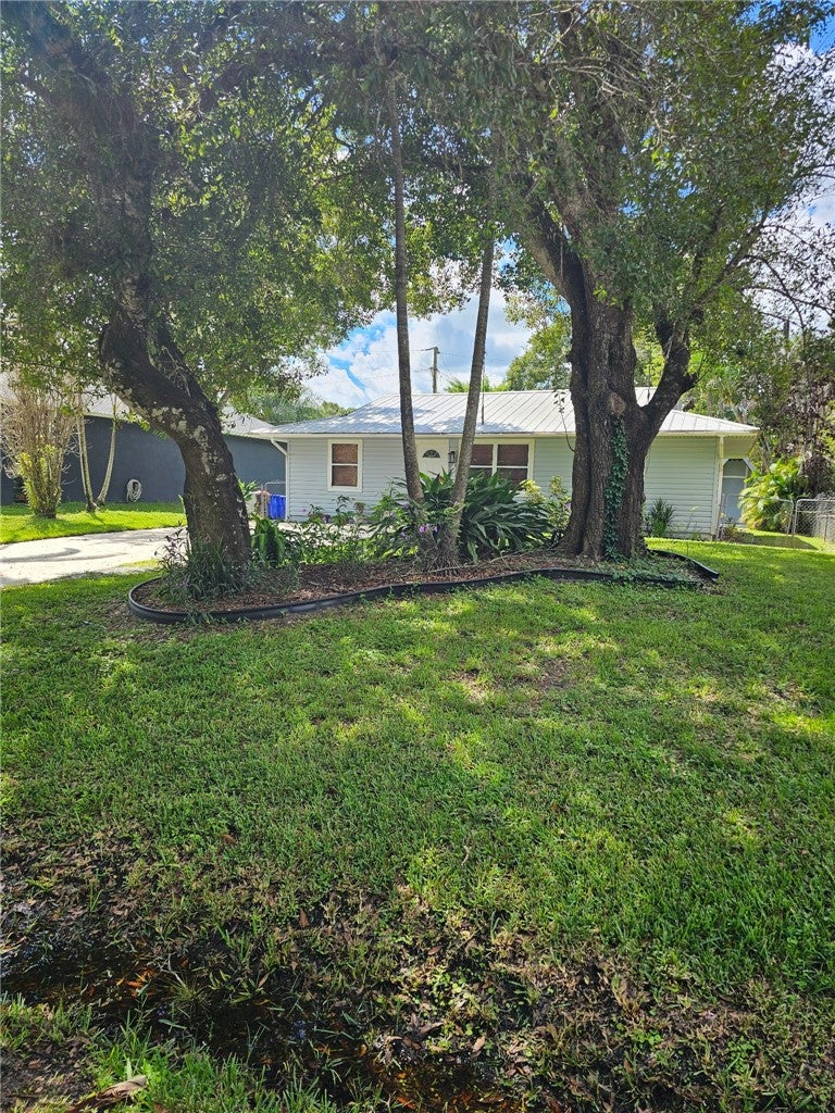 6475 5th Street, Vero Beach