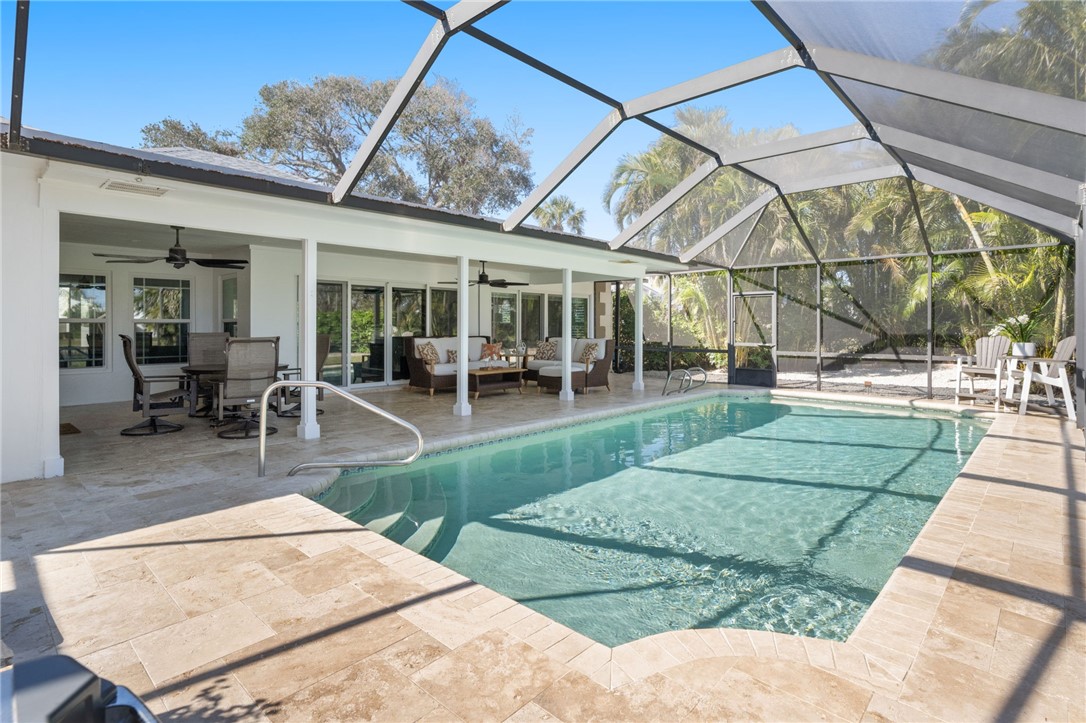 Vero Beach, Florida 32963, United States, 3 Bedrooms Bedrooms, ,2 BathroomsBathrooms,Residential,Pending,6910