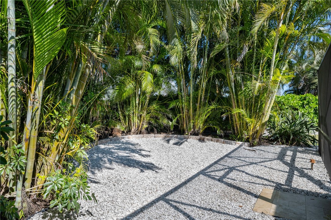 Vero Beach, Florida 32963, United States, 3 Bedrooms Bedrooms, ,2 BathroomsBathrooms,Residential,Pending,6910