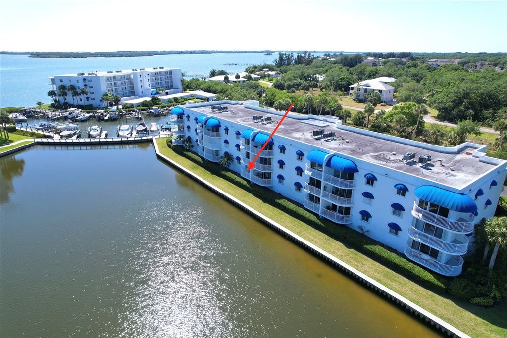 Photo of 6110 S River Run Drive #6110, Sebastian, FL 32958 (MLS # 287171)