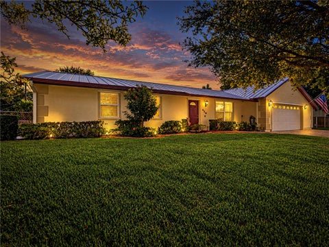 410 10th Court, Vero Beach, FL 32962
