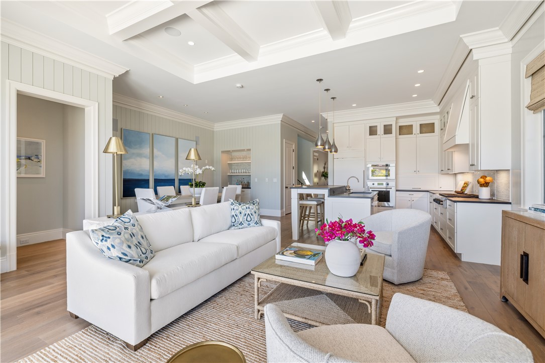 21 Royal Palm Point C