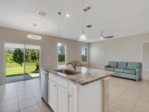 4070 Astatula Lane, Vero Beach, FL 32967
