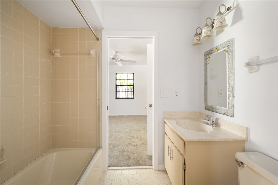 Vero Beach, Florida 32963, United States, 3 Bedrooms Bedrooms, ,4 BathroomsBathrooms,Residential,Active,30655