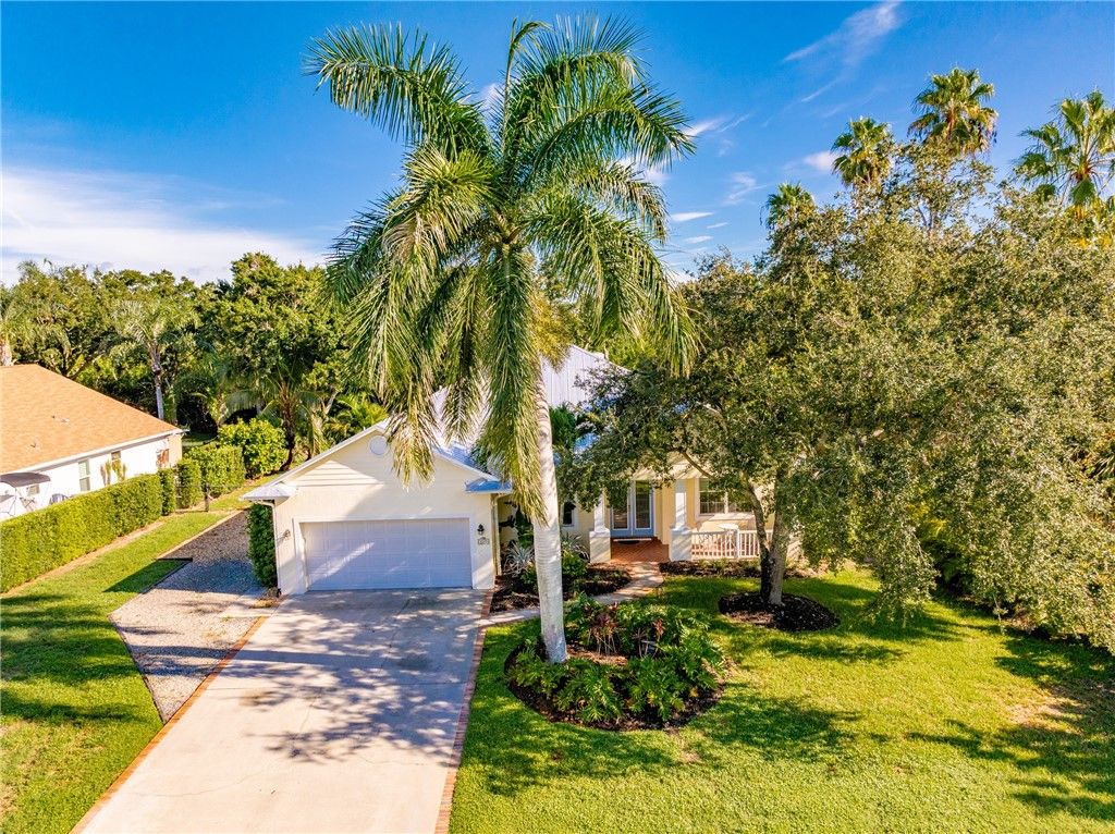 Photo of 4240 79th Street, Vero Beach, FL 32967 (MLS # 291002)