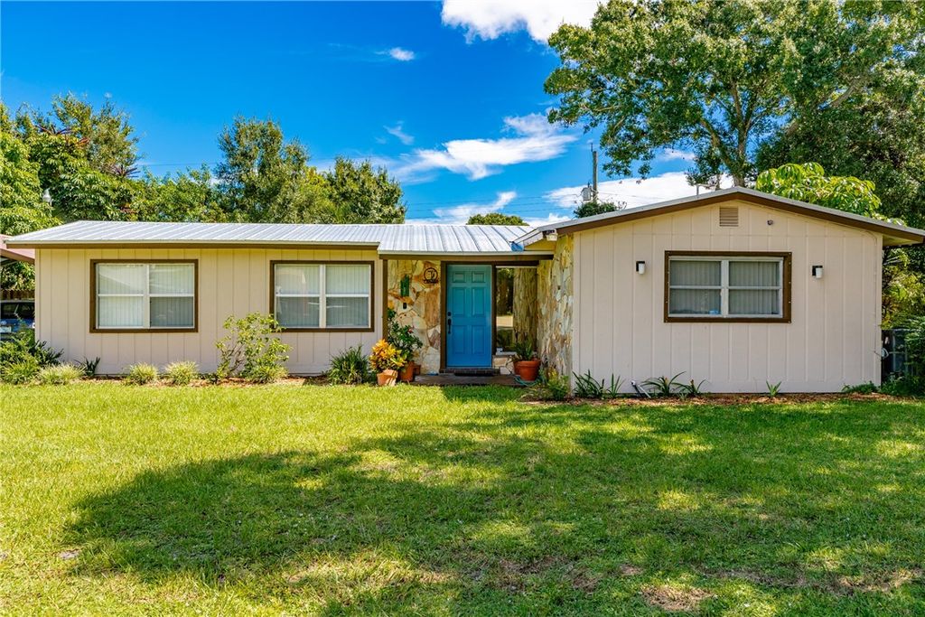 Photo of 7546 59th Avenue, Vero Beach, FL 32967 (MLS # 291358)