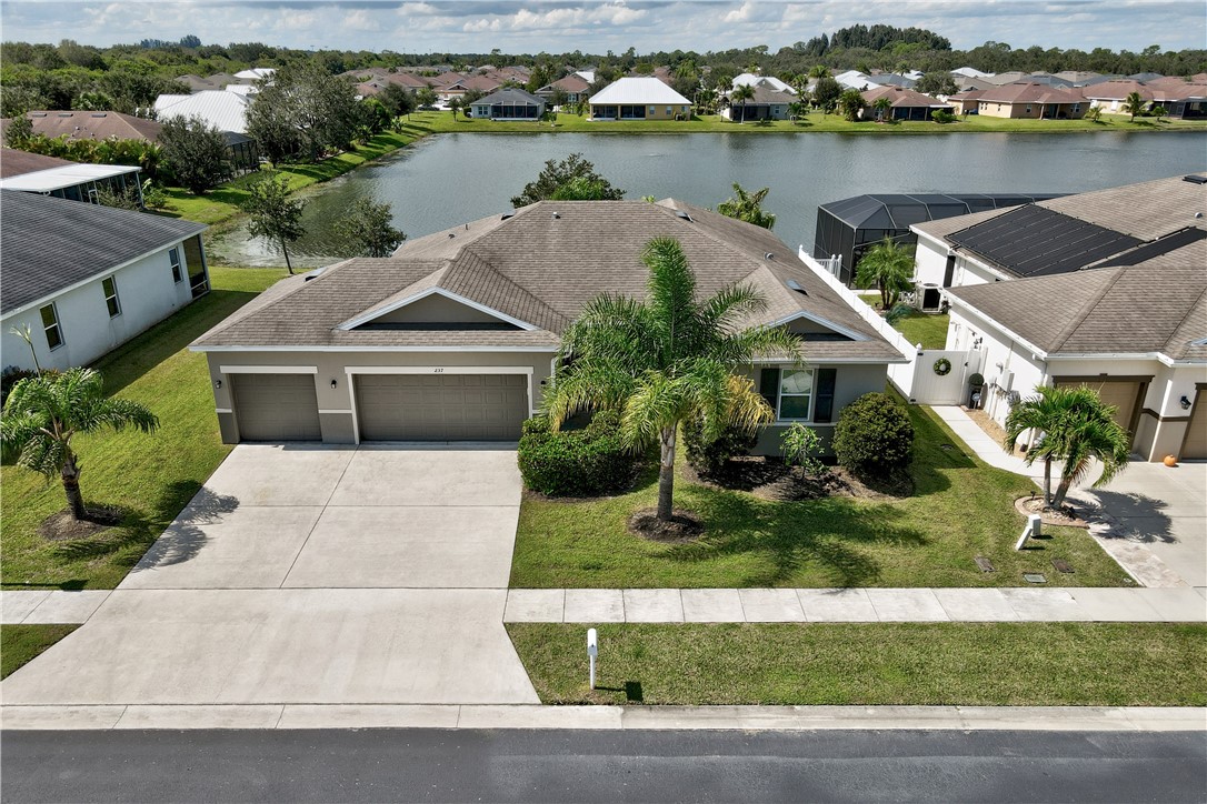 Sebastian, Florida 32958, United States, 3 Bedrooms Bedrooms, ,2 BathroomsBathrooms,Residential,Pending,36295